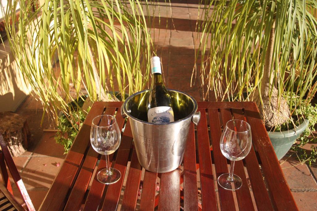 Гостьовий будинок Calais Wine Estate Парл Екстер'єр фото